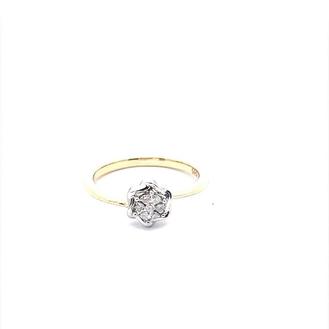 Flower Ring In 14K Yellow Gold