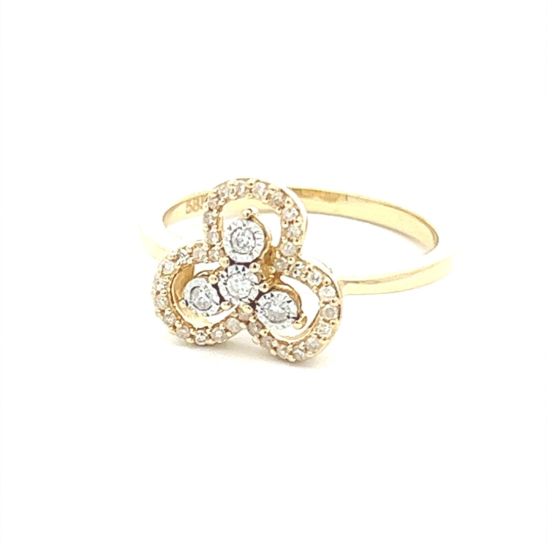 Two Tone Petal Diamond Ring In 14K Yellow Gold