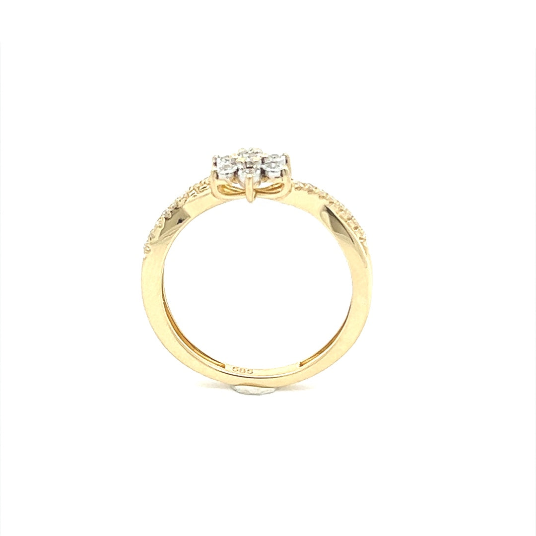 Two Tone Diamond Flower Ring In 14K Yellow & White Gold