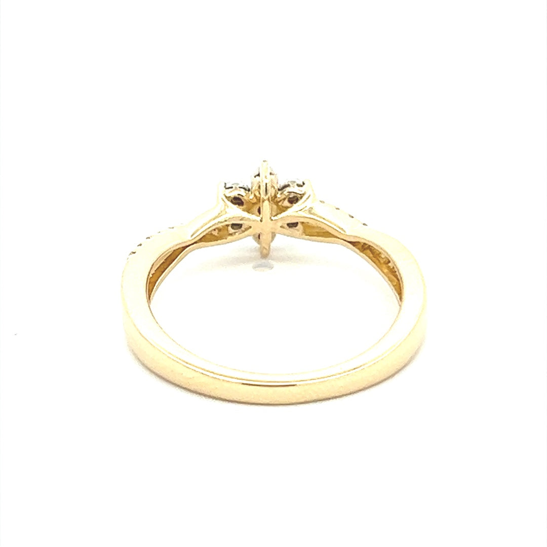 Two Tone Diamond Flower Ring In 14K Yellow & White Gold