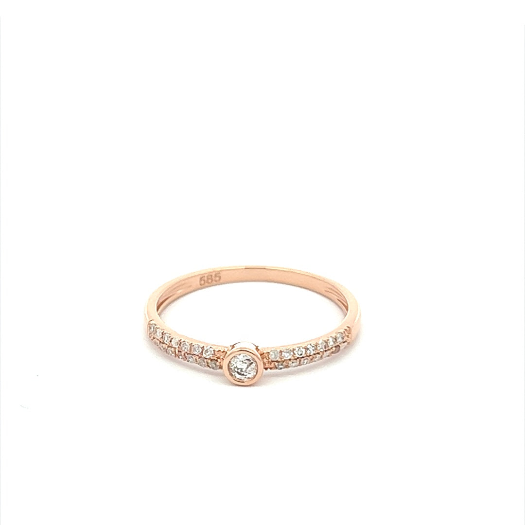 Diamantring aus 14 Karat Roségold