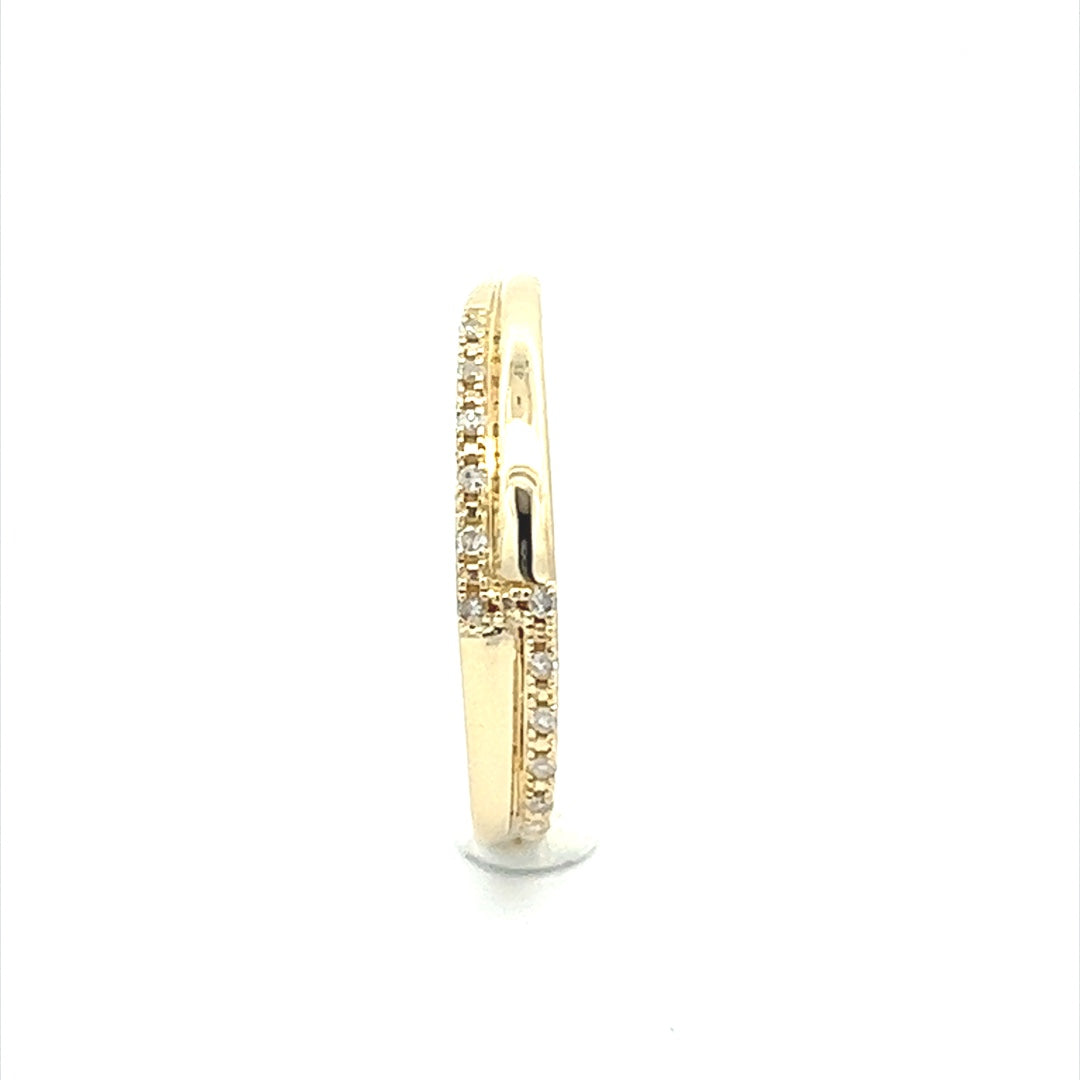 Diamond Ring In 14K Yellow Gold