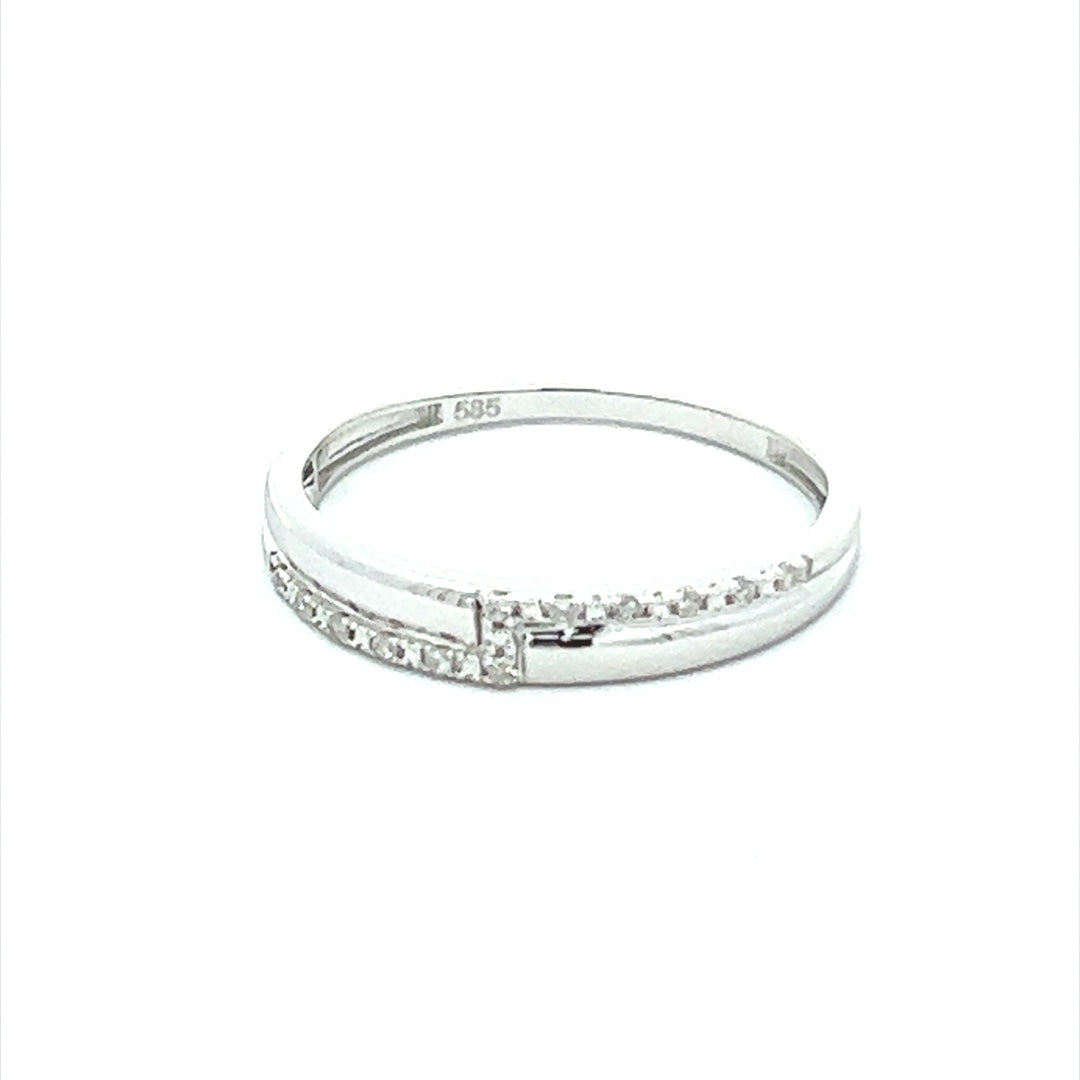 Diamond Ring In 14K White Gold